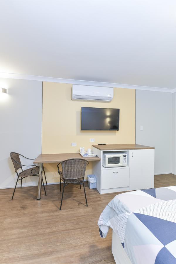 Platinum Motel Perth Exterior photo